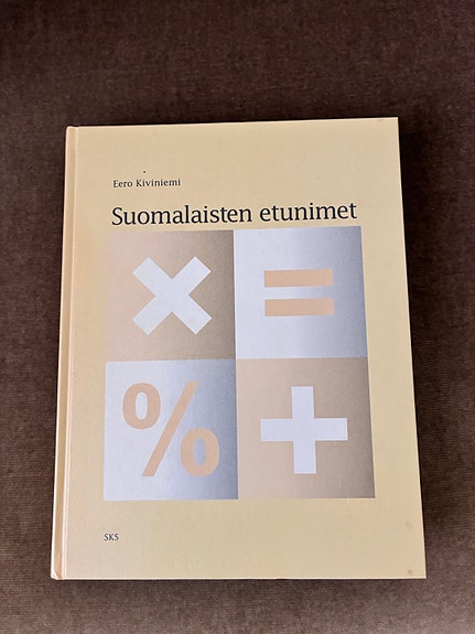 Suomalaisten etunimet -kirja (Eero Kiviniemi)