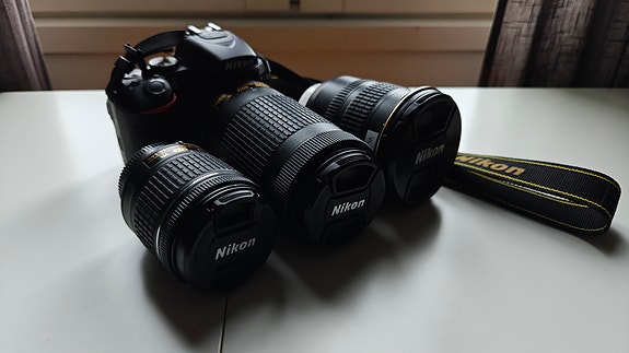Nikon D5600 & kolme objektiivia