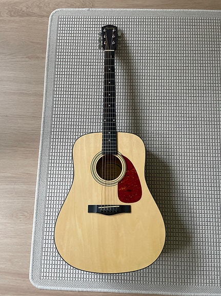 Squier SD-3 NAT akustinen kitara