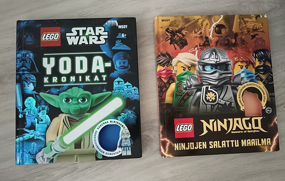 Ninjago ja Star Wars lego kirjat