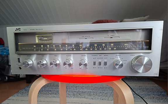 JVC R-S5 stereoviritin vahvistin