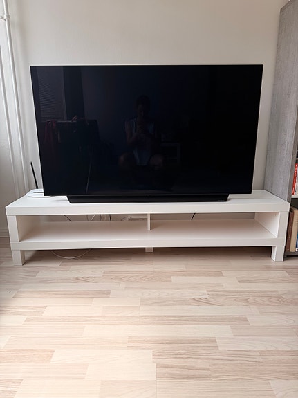 Valkoinen LACK TV-taso