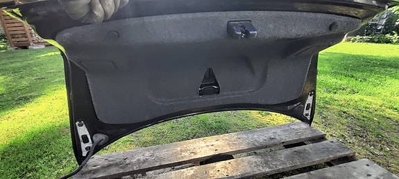 Audi takaluukku