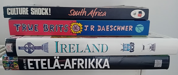 Kirjoja / books