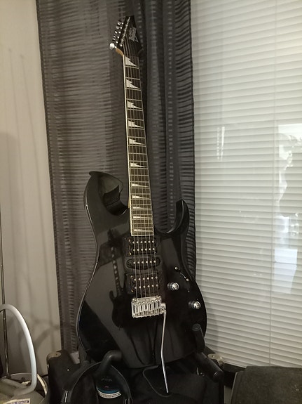 Ibanez sähkökitara