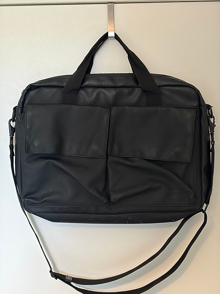 Rains Pace Satchel Bag tietokonelaukku