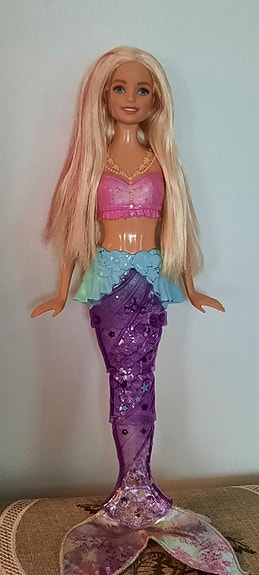 Barbie merenneito nukke