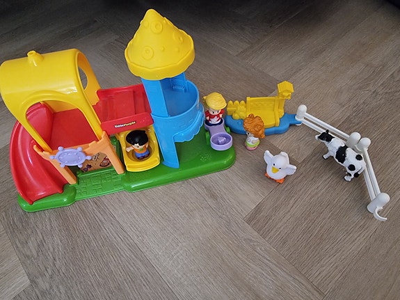 Fisher-Price Little People leikkisetti ja hahmot