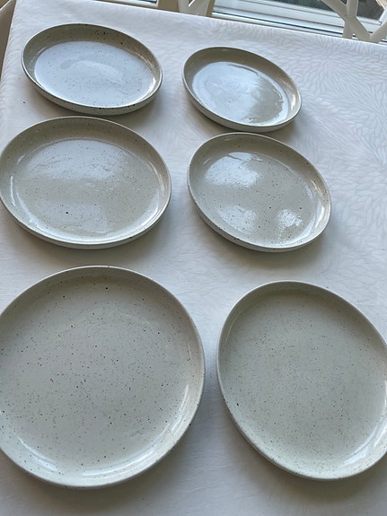 Pentik Halla lautanen (16cm) x 6 kpl ja yksi lautanen (20cm)