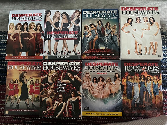 Desperate Housewives dvd-boksit kaudet 1–8