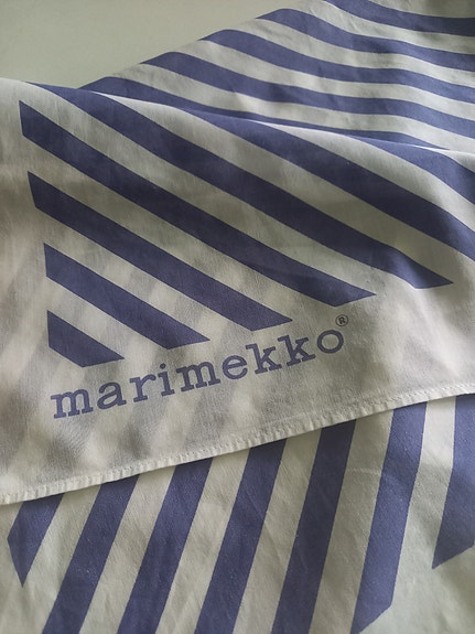 MARIMEKKO -huivi