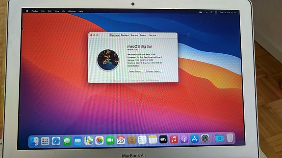 Apple MacBook Air 13" early 2014 / 8GB RAM / 500GB SSD / SWE keyboard / laturi