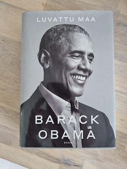 Barack Obama - Luvattu maa kirja