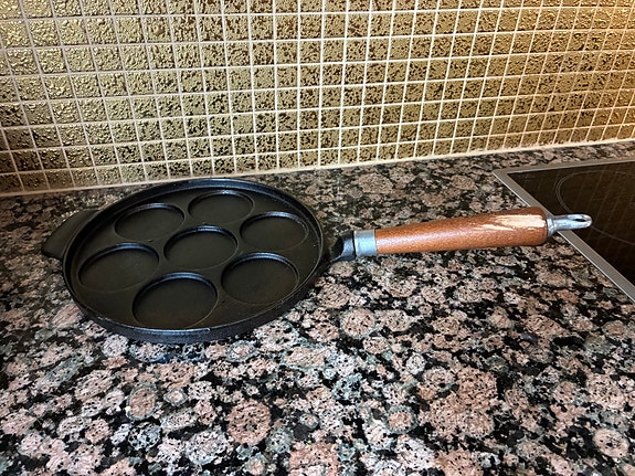Valurautainen lettupannu