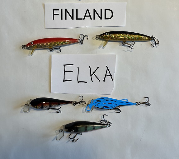 Vaaput Finland 2 kpl ja Elka 2 kpl