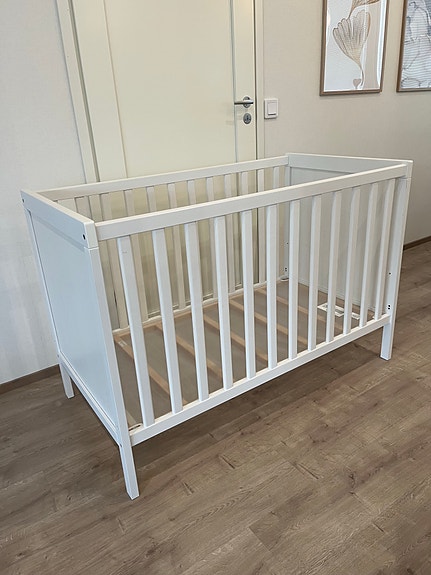 IKEA Sundvik pinnasänky