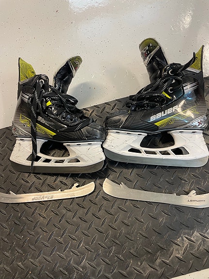 Bauer Vapor X4 juniori luistin
