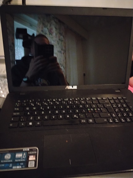 Asus X751M kannettava tietokone 17" musta
