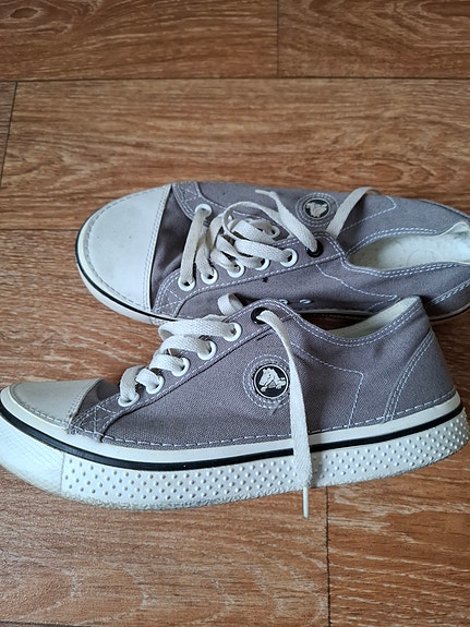 Crocs w9/w11 sp. 27.5 (42-43) miesten tennarit