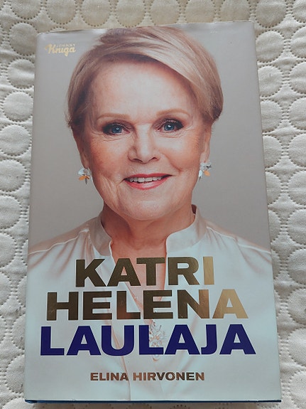 Katri Helena – Laulaja -kirja