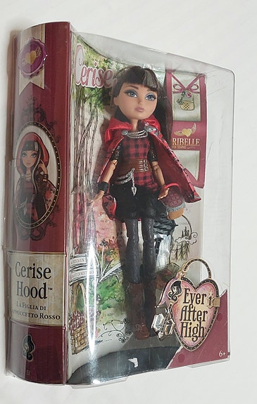 Ever After High Cerise Hood Nukke