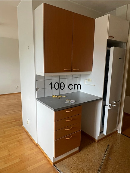 Keittiökaapit purettavaksi