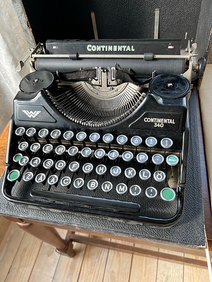 Vanha Continental kirjoituskone