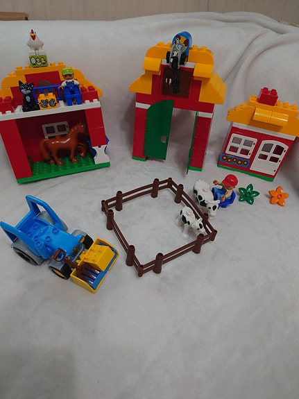 Lego Duplo Iso maatila 10525