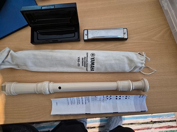 Yamaha nokkahuilu ja Hohner huuliharppu