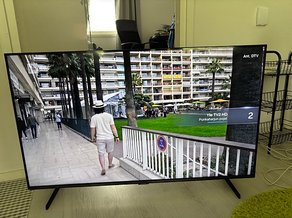 Samsung televisio 43” Takuu voimassa 9/2027 Kotiinkuljetusmahdollisuus VARATTU