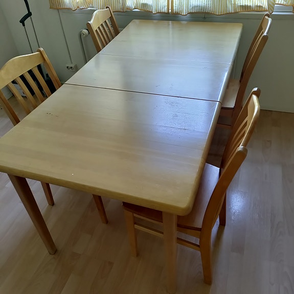 Jatkettava keittiönpöytä