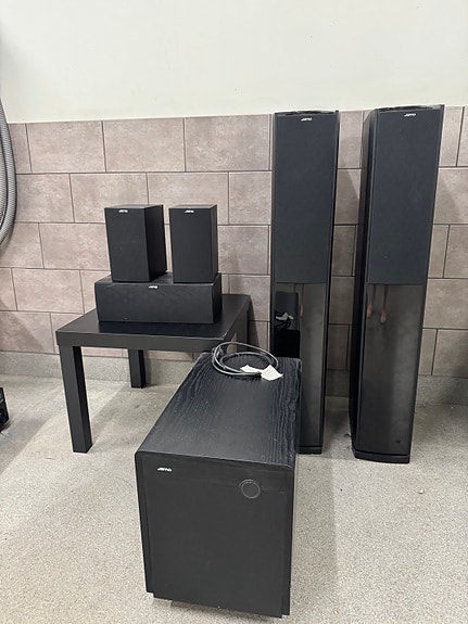 Jamo S 606 HCS 3 -kaiutinpaketti + SUB 360 subwoofer