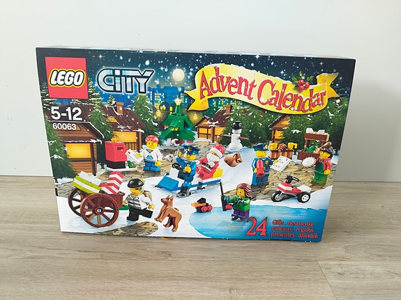 Lego joulukalenteri uusi vuodelta 2014