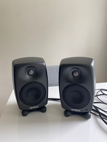 Genelec G Two aktiivikaiuttimet (pari)