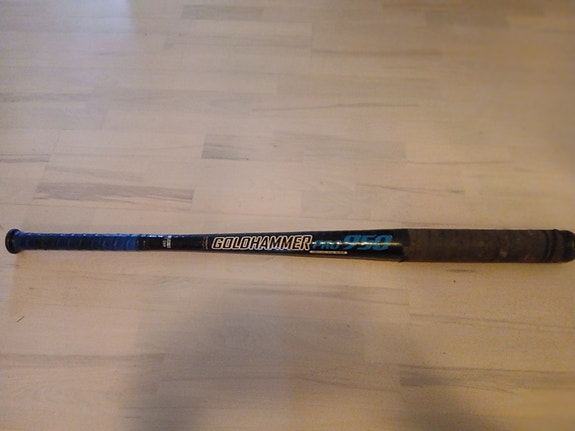 Lasten Karhu Goldhammer pro 950 pesäpallomaila.