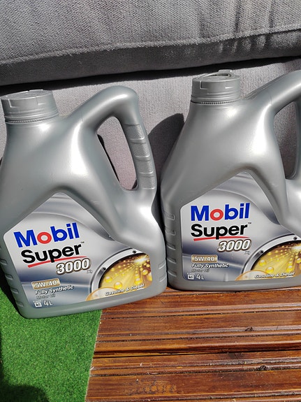 Mobil Super 3000 5W-40 moottoriöljy 4L kanisteri