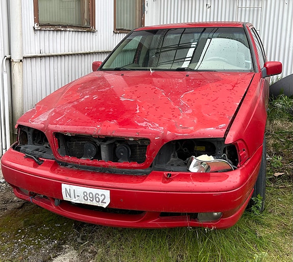 Volvo V70 MK1 Varaosia