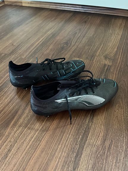 Puma Ultra nappikset koko 42