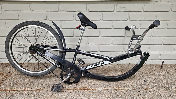 Trek peräpyörä 20" + lisäosat