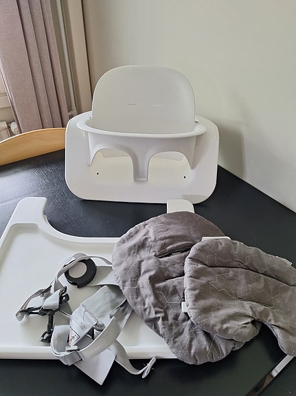 Stokke Steps babyset, tarjotin ja pehmusteet