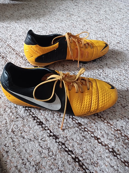 Nike ctr360 nappulakengät keltainen musta