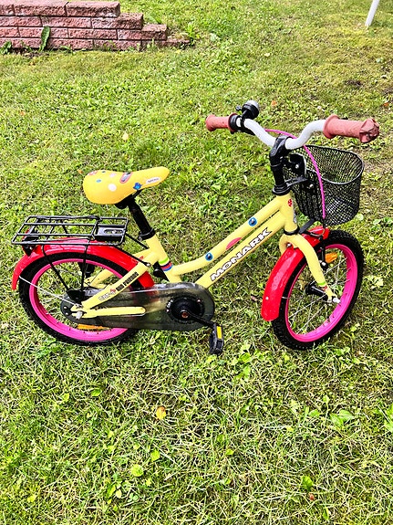 Monark lastenpyörä 16" keltainen