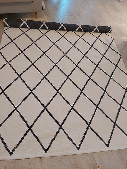 H&M Home iso puuvillamatto