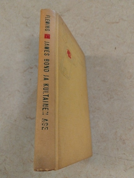 Ian Fleming James Bond ja kultainen ase kovakantinen kirja