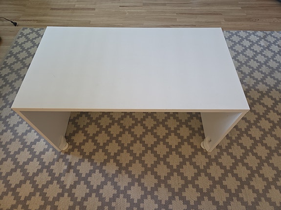 IKEA SMÅSTAD lasten pöytä/penkki