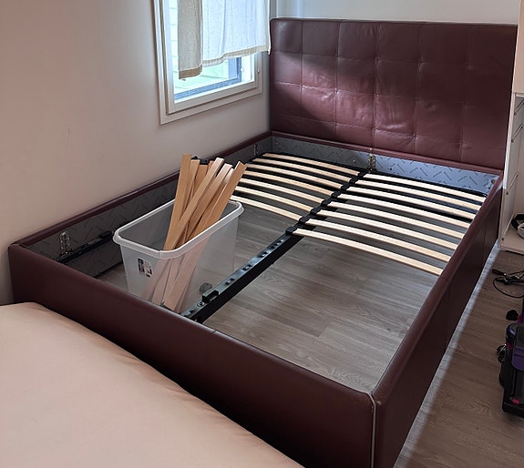 Boconcept ruskea nahka sänky runko