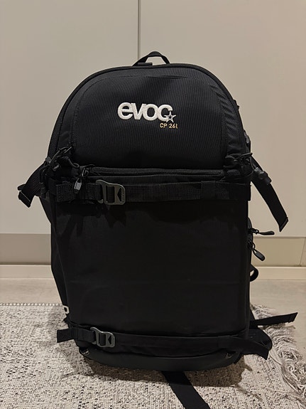 Evoc CP 26L musta kamerareppu