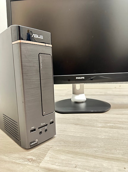 Asus tietokone + 27” Philips näyttö – 8GB RAM / 1TB / WiFi / Windows 10