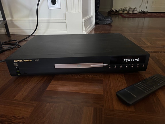 Harman Kardon DVD 21 DVD-soitin musta