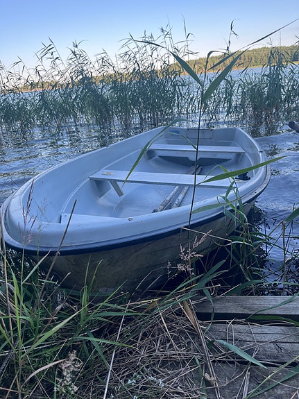Terhi soutuvene harmaa